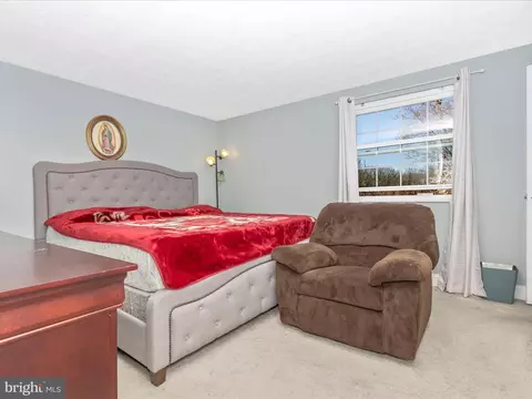 8603 Briarwood Ct, Laurel, MD 20708 photo 19