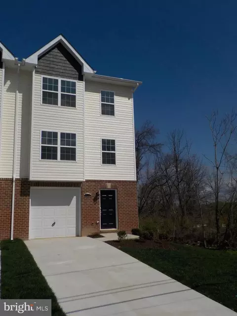 5714 Jefferson Heights Dr, Fairmount Heights, MD 20743