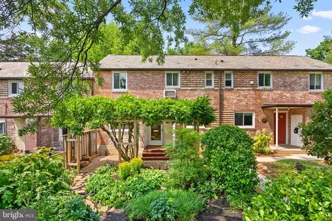 17 Ridge Rd # h, Greenbelt, MD 20770