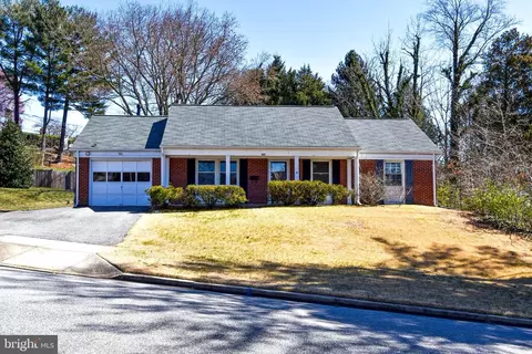 903 Placid Ct, Bowie, MD 20716