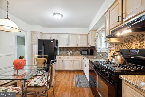 11810 Randy Ln, Laurel, MD 20708 photo 9