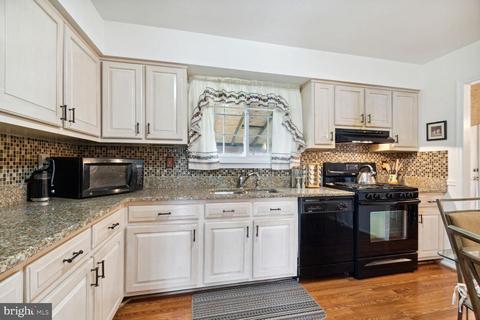 11810 Randy Ln, Laurel, MD 20708 photo 8