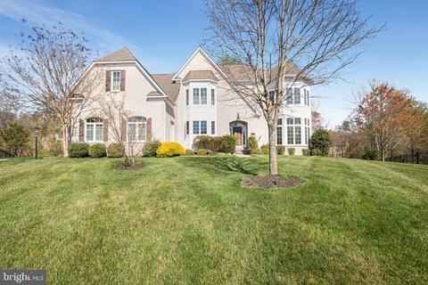 12801 Vicar Woods Ln, Bowie, MD 20720