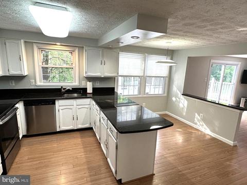 9114 Briarchip St, Laurel, MD 20708 photo 6