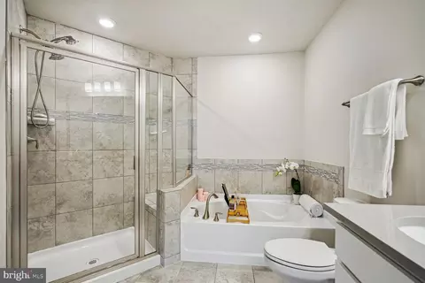 9645 Block St, Lanham, MD 20706 photo 27