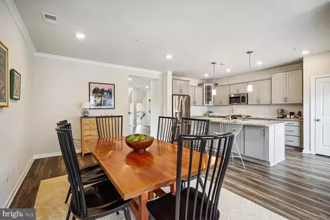 9645 Block St, Lanham, MD 20706 photo 11
