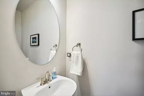 9645 Block St, Lanham, MD 20706 photo 25