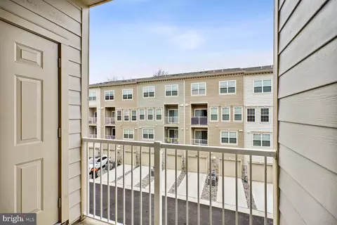 9645 Block St, Lanham, MD 20706 photo 29