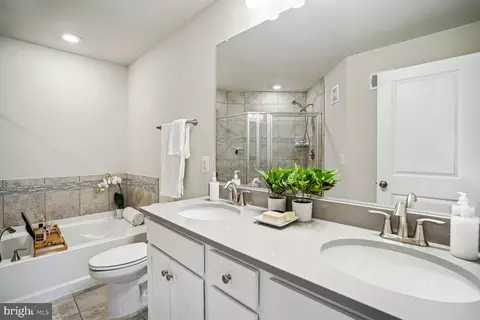 9645 Block St, Lanham, MD 20706 photo 26