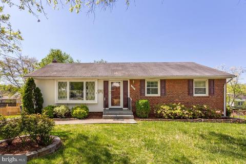 7607 Powhatan St, New Carrollton, MD 20784