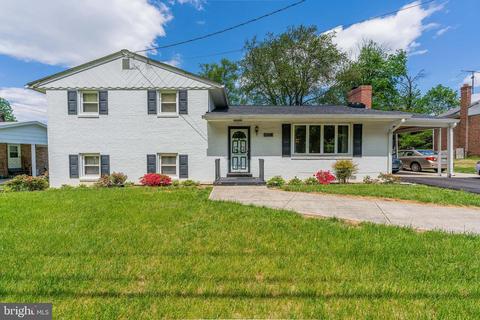 4002 Brinkley Rd, Temple Hills, MD 20748