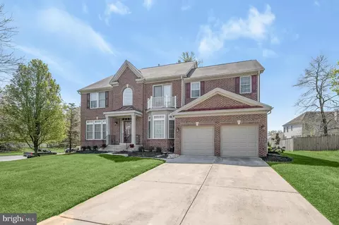 10015 Huxley Dr, Lanham, MD 20706