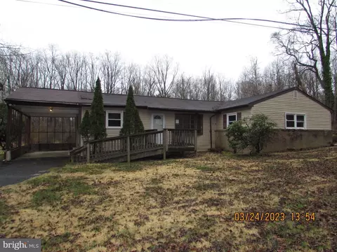 12945 Fletchertown Rd, Bowie, MD 20720