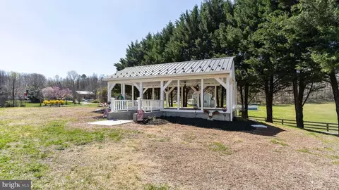 13717 Martin Rd, Brandywine, MD 20613 photo 2