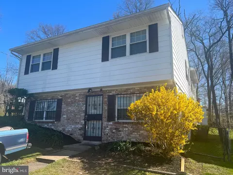 6415 Valley Park Rd, Capitol Heights, MD 20743