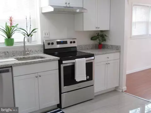 9333 Wellington St, Lanham, MD 20706 photo 6
