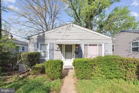 6316 57th Ave, Riverdale, MD 20737