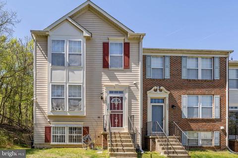 2047 S Anvil Ln, Temple Hills, MD 20748
