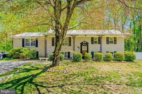 11202 Brandywine Rd, Clinton, MD 20735