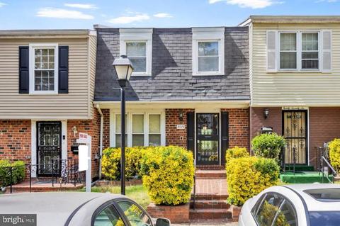 2074 Chadwick Ter, Temple Hills, MD 20748