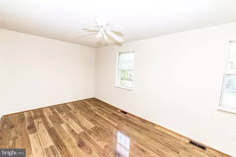 6912 Woodstream Ln, Lanham, MD 20706 photo 15