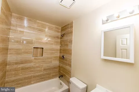 6912 Woodstream Ln, Lanham, MD 20706 photo 16