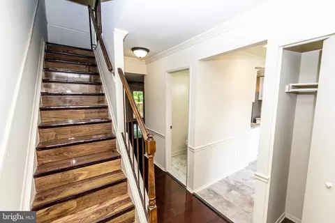 6912 Woodstream Ln, Lanham, MD 20706 photo 13