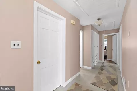 6306 Martins Ln, Lanham, MD 20706 photo 12