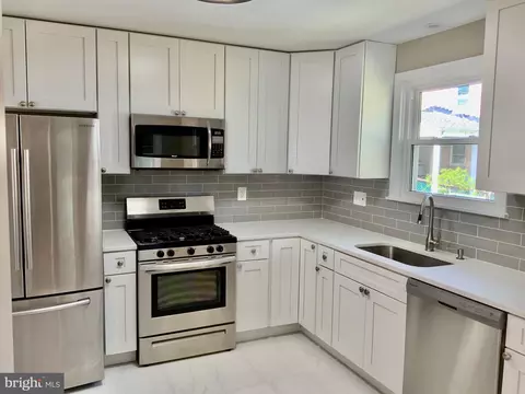 5100 Lorraine Dr, Temple Hills, MD 20748