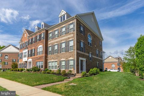 2817 Moores Plains Blvd, Marlboro, MD 20774