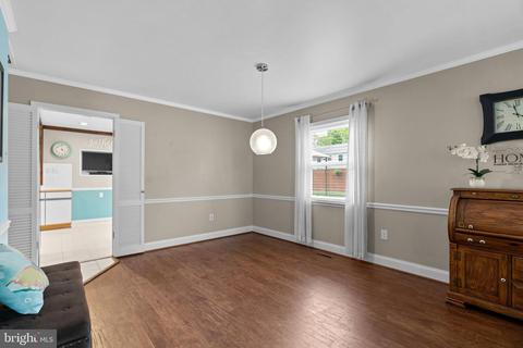 12206 Mackell Ln, Bowie, MD 20715 photo 8