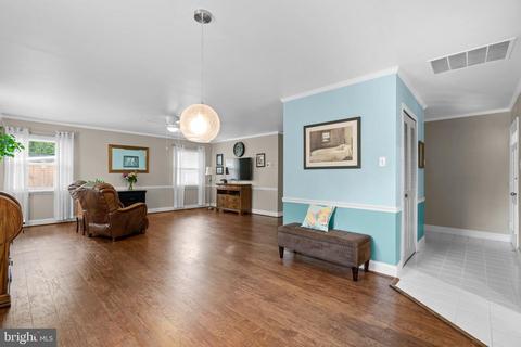 12206 Mackell Ln, Bowie, MD 20715 photo 7