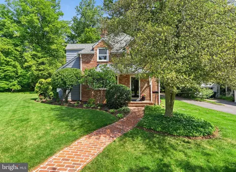 4604 Amherst Rd, College Park, MD 20740