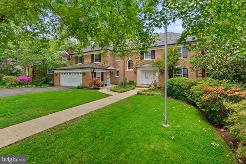 3920 Calverton Dr, Hyattsville, MD 20782