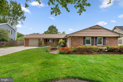 3908 Conifer Ln, Bowie, MD 20715