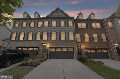 3811 Pentland Hills Dr, Upper Marlboro, MD 20774