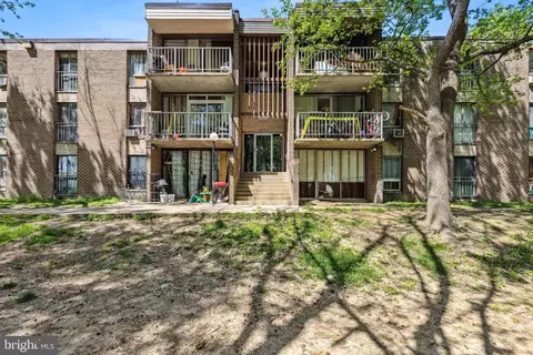 7979 Riggs Rd #5, Hyattsville, MD 20783