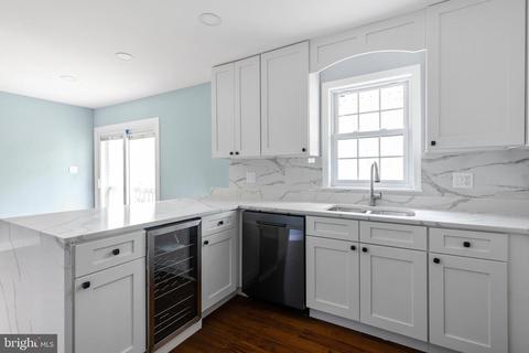 16005 Bond Mill Rd, Laurel, MD 20707 photo 5