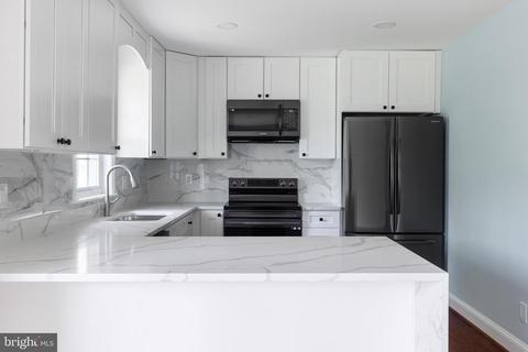 16005 Bond Mill Rd, Laurel, MD 20707 photo 4