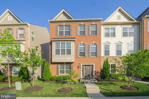 9522 Smithview Pl, Lanham, MD 20706