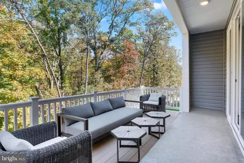1028 Highpoint Trl, Laurel, MD 20707 photo 7