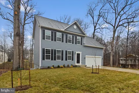 9810 Ridge St, Lanham, MD 20706