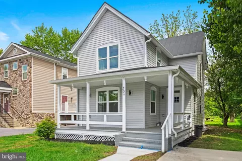 309 Laurel Ave, Laurel, MD 20707 photo 2