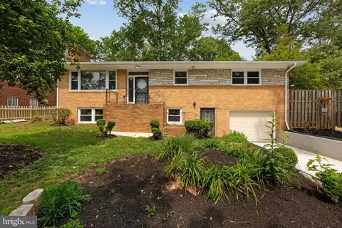 10316 Buena Vista Ave, Lanham, MD 20706