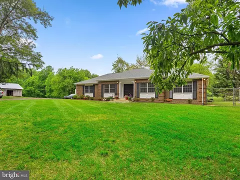 14800 Croom Airport Rd, Upper Marlboro, MD 20772