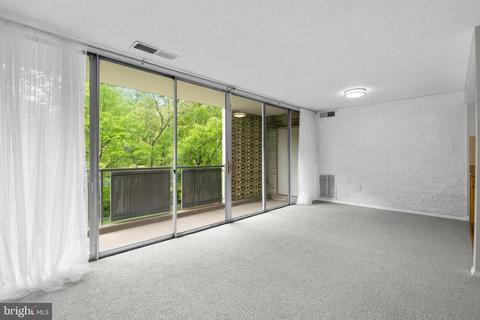 1830 Metzerott Rd #A-4, Adelphi, MD 20783 photo 13
