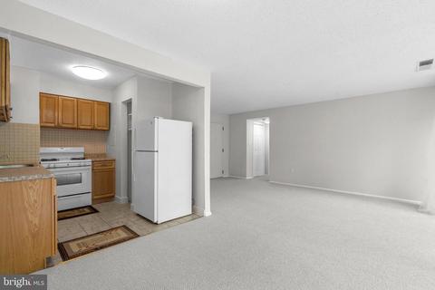 1830 Metzerott Rd #A-4, Adelphi, MD 20783 photo 18