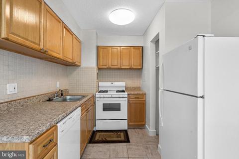 1830 Metzerott Rd #A-4, Adelphi, MD 20783 photo 23