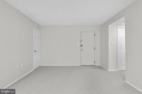 1830 Metzerott Rd #A-4, Adelphi, MD 20783 photo 9