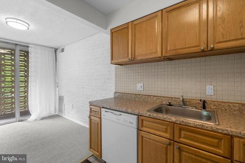 1830 Metzerott Rd #A-4, Adelphi, MD 20783 photo 25